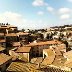 Al Cavour 21 Alojamento de Acomodação e Pequeno-almoço Campiglia Marittima