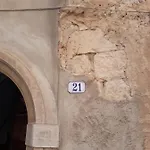 Al Cavour 21 3* Campiglia Marittima