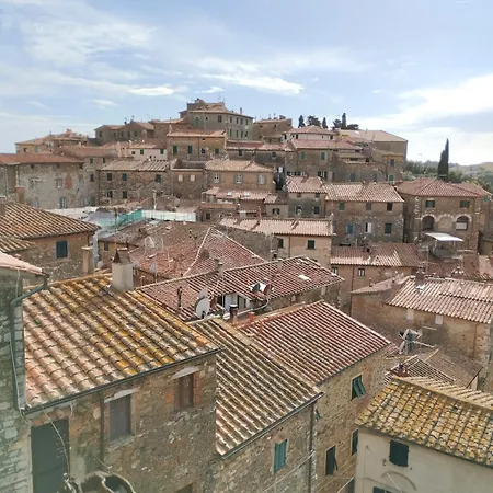 Al Cavour 21 3* Campiglia Marittima