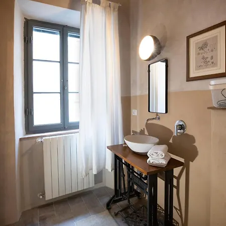 Al Cavour 21 Bed and breakfast 3*