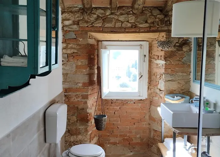 Al Cavour 21 Bed & Breakfast Campiglia Marittima